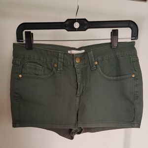New without tag denim shorts
